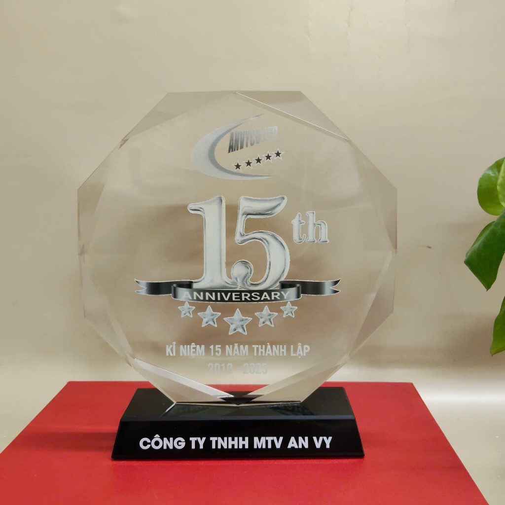 quà tặng kỷ niệm thành lập công ty